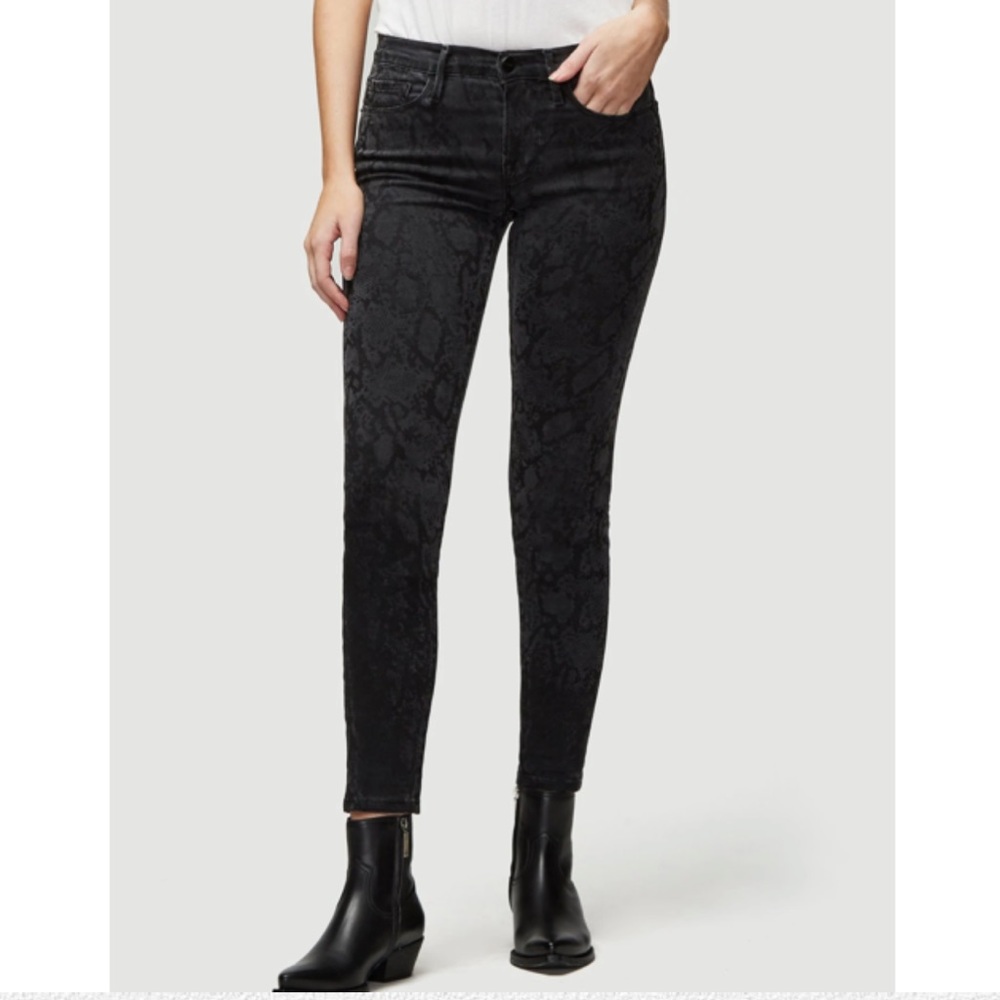 Frame Le Skinny De Jeanne Mid Rise Skinny Fit In‎ Tonal Python Jeans Size 25